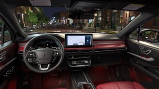 2026 Lincoln Lincoln Corsair® Internal Image 2